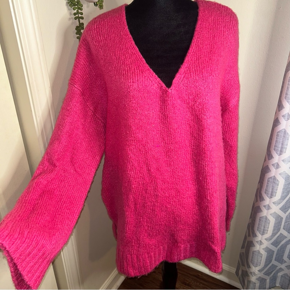 Oversized pull over V-Neck Sweater